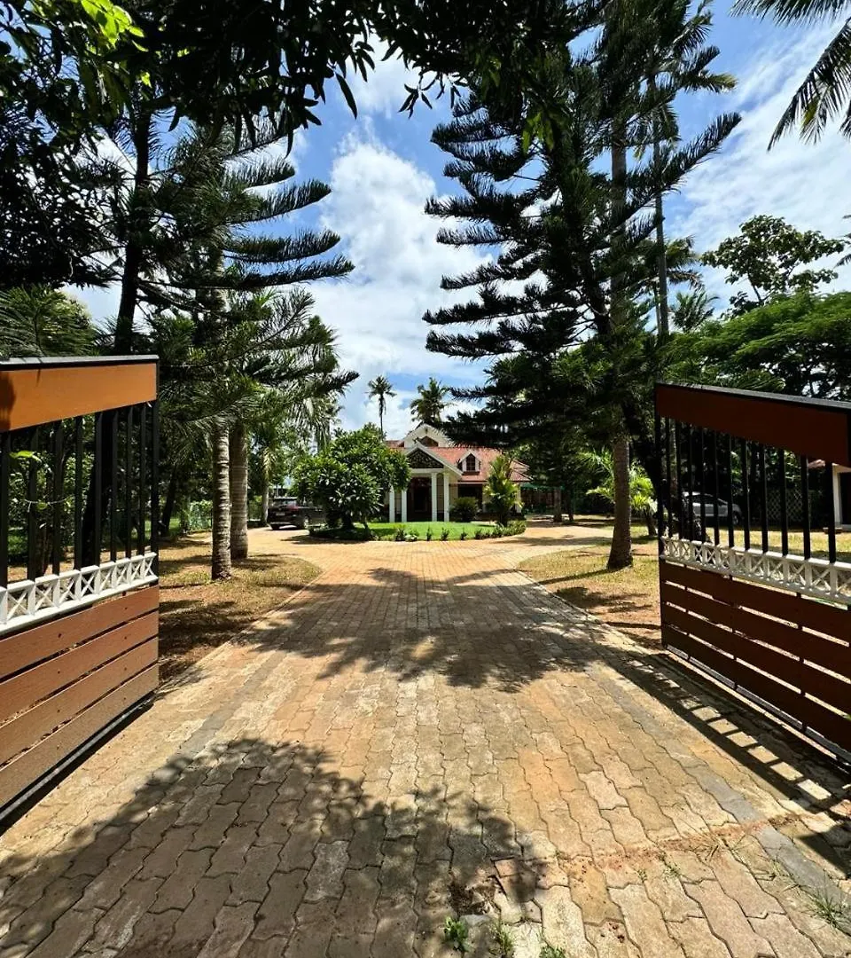 The Palmyra Estate - By Cocoon, A Luxury Party Villa Near Varkala Paravūr